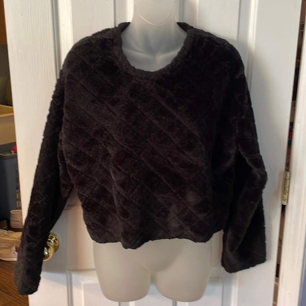 Zara Sz M cropped shag quilted crop LS sweater GUC B222